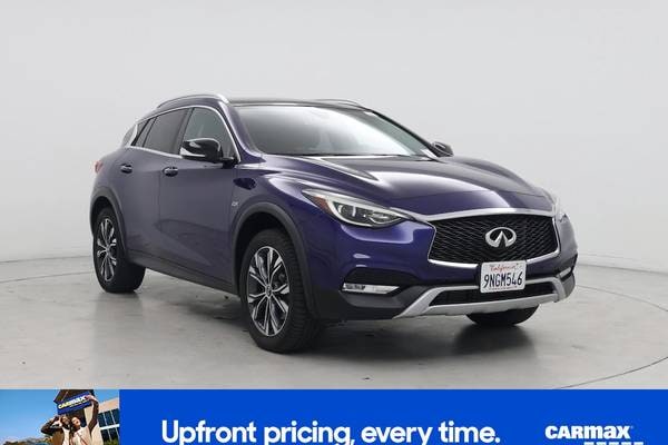 2018 INFINITI QX30 Premium