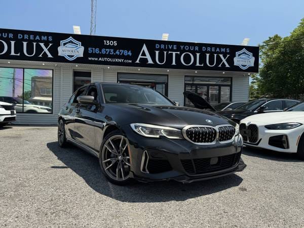 BMW 3 Series with VIN: WBA5U9C05LA383407