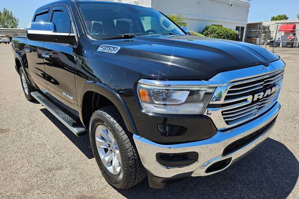 2019 Ram 1500 Laramie  Crew Cab