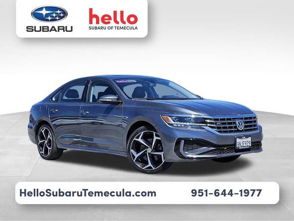 Volkswagen Passat with VIN: 1VWMA7A32LC003322
