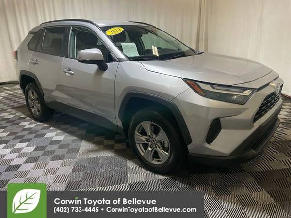 Toyota RAV4 with VIN: 2T3W1RFV3RW305273