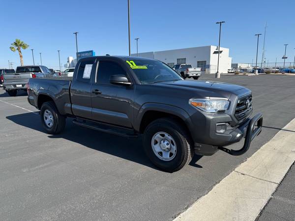 Toyota Tacoma with VIN: 5TFRX5GN7HX093121