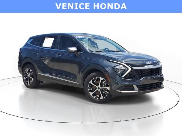 Kia Sportage with VIN: 5XYK33AF0PG053502