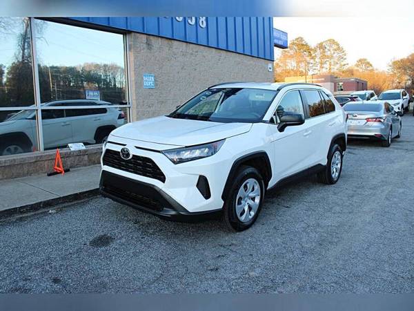 Toyota RAV4 with VIN: JTMH1RFV0KD021269
