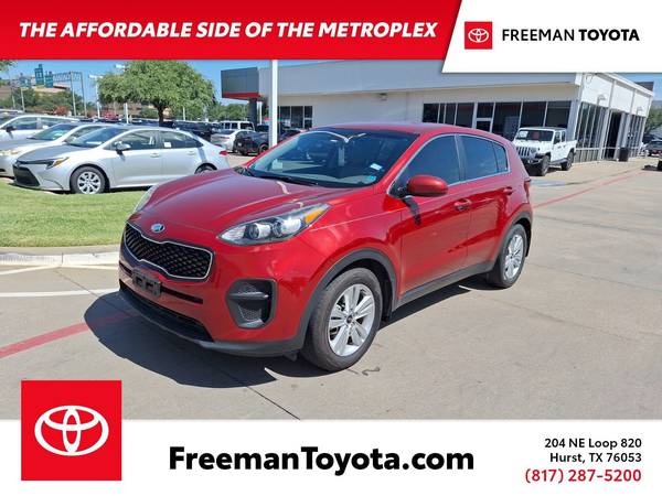 Kia Sportage with VIN: KNDPM3AC1H7227892