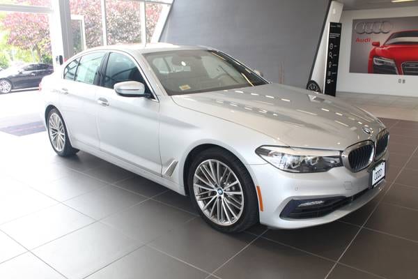 BMW 5 Series with VIN: WBAJA7C51JWA73118