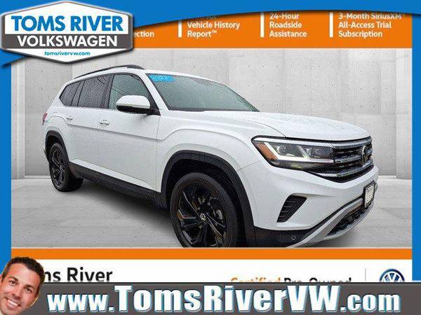 Volkswagen Atlas with VIN: 1V2KR2CAXNC565553