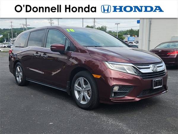 Honda Odyssey with VIN: 5FNRL6H73JB013590