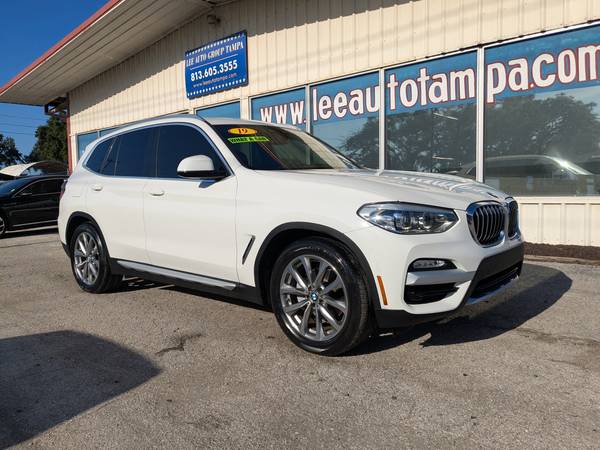 BMW X3 with VIN: 5UXTR7C55KLE96189