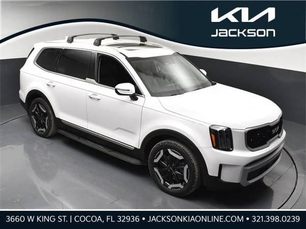 Kia Telluride with VIN: 5XYP34GC1SG573144