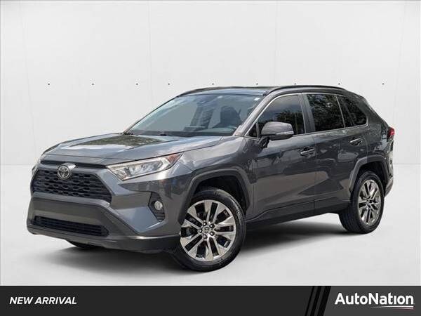 Toyota RAV4 with VIN: JTMC1RFV0KD015014