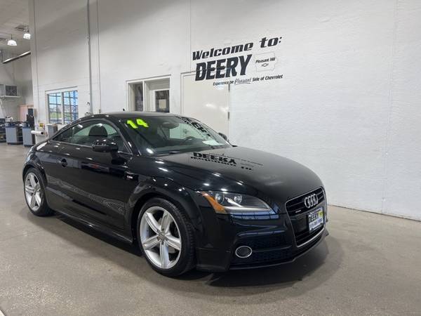 Audi TT with VIN: TRUBFAFK0E1005017