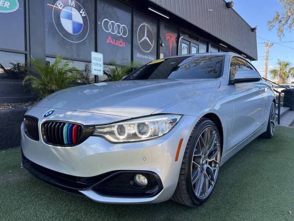 BMW 4 Series with VIN: WBA4R7C53HK679704