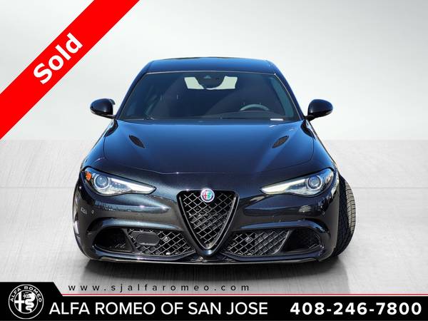 Alfa Romeo Giulia with VIN: ZARFAEAV5J7586711