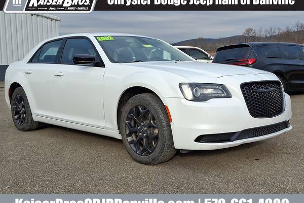 Certified 2022 Chrysler 300 Touring