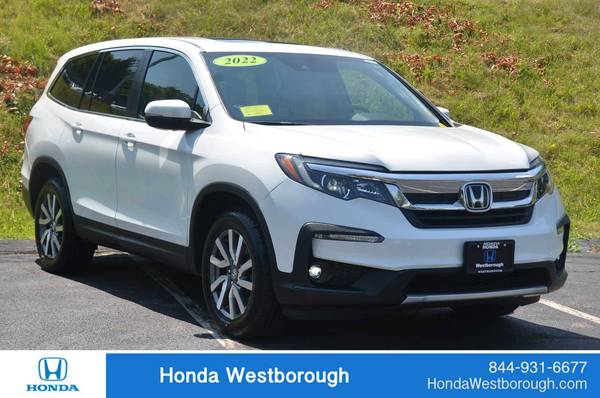 Honda Pilot with VIN: 5FNYF6H58NB021160