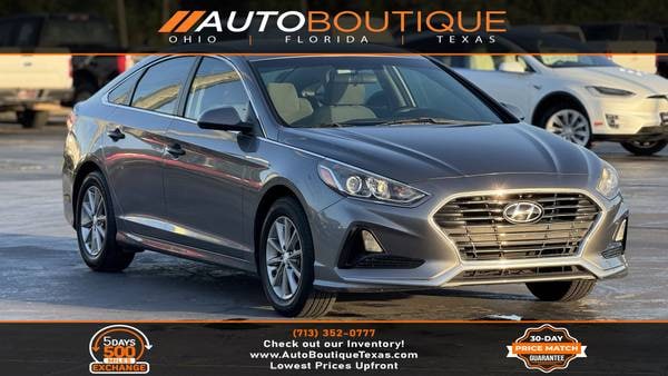 Hyundai Sonata with VIN: 5NPE24AF1JH613663