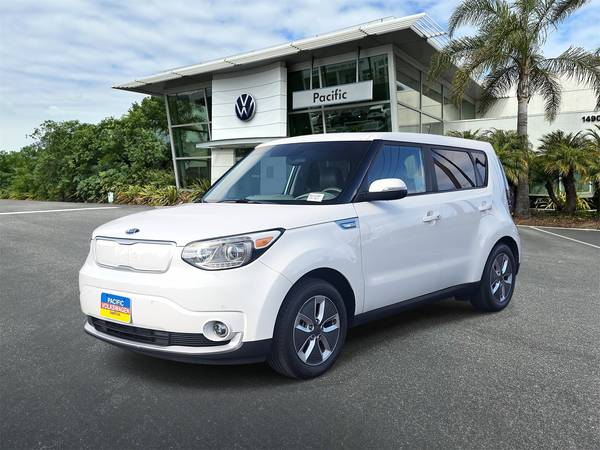Kia Soul EV with VIN: KNDJX3AE4J7026394