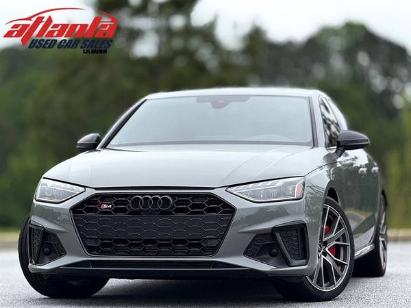 Audi S4 with VIN: WAUB4AF42NA030435