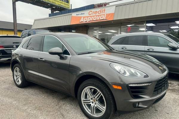 2015 Porsche Macan S