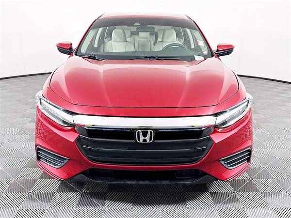 Honda Insight with VIN: 19XZE4F5XNE008415