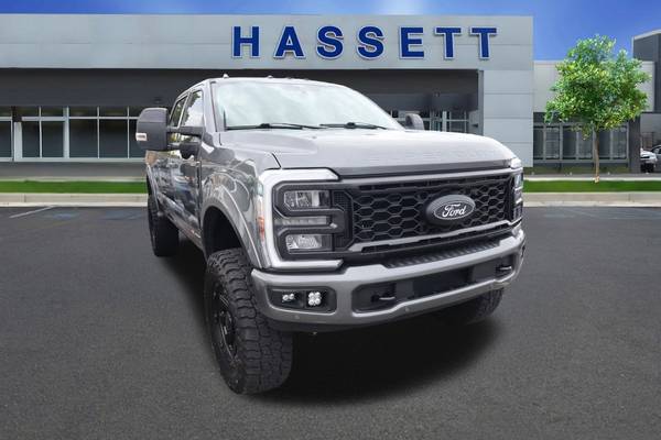 2024 Ford F-350 Super Duty Lariat Diesel Crew Cab