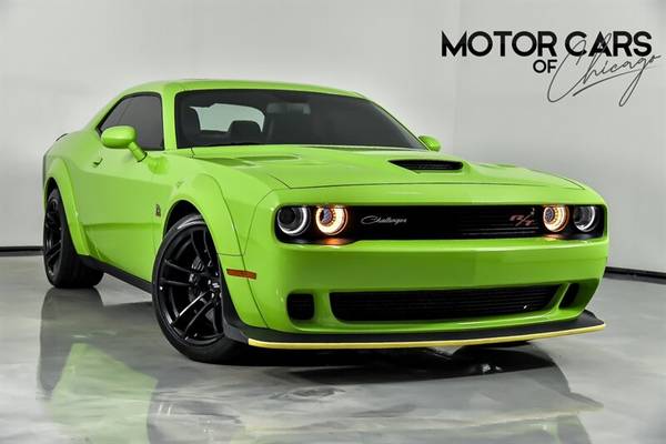 Dodge Challenger with VIN: 2C3CDZFJ3PH625668