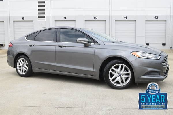Ford Fusion with VIN: 3FA6P0HD8ER145121