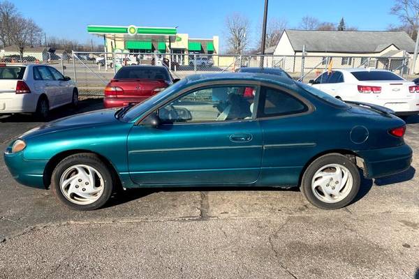 1998 Ford Escort ZX2 Hot Coupe