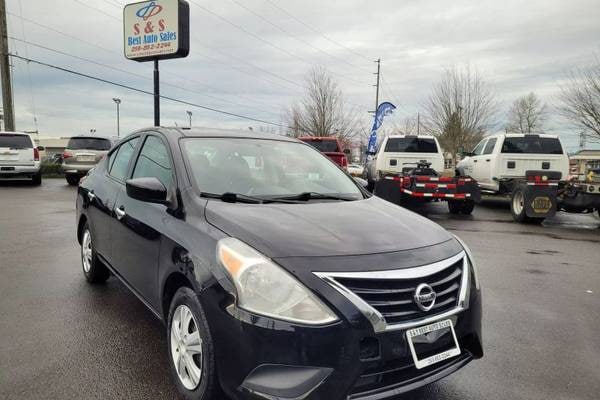 2016 Nissan Versa 1.6 SV