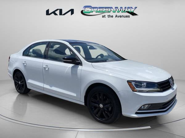 Volkswagen Jetta with VIN: 3VWD17AJ7JM255867