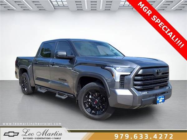 Toyota Tundra with VIN: 5TFLA5AB7RX034674