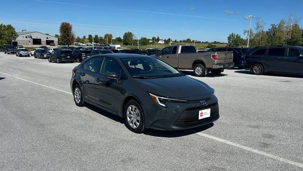 Toyota Corolla Hybrid with VIN: JTDBDMHE8S3018459