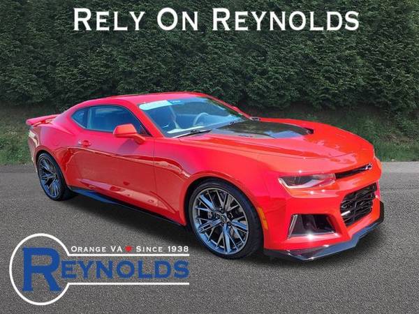 Chevrolet Camaro with VIN: 1G1FK1R63R0118647