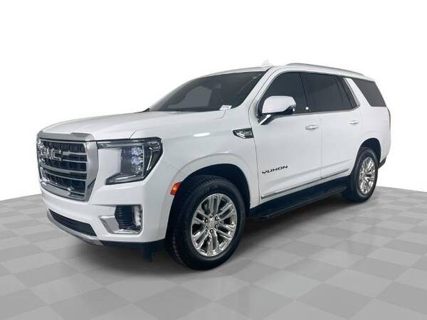 GMC Yukon with VIN: 1GKS1BKD7NR109984