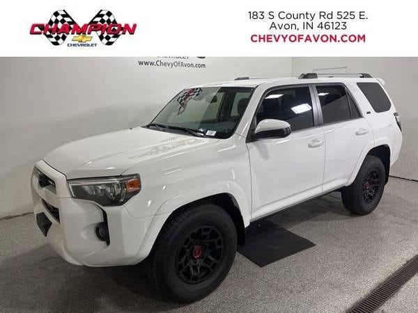 Toyota 4Runner with VIN: JTEEU5JR4N5275719