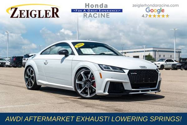 Audi TT RS with VIN: WUACSAFV8J1902071