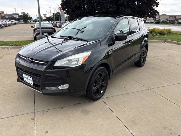 Ford Escape with VIN: 1FMCU9GX9FUC40928