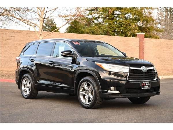 Toyota Highlander Hybrid with VIN: 5TDDCRFH3ES006695