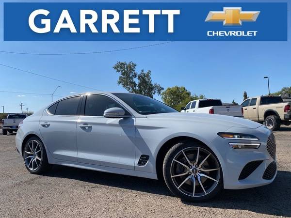 Genesis G70 with VIN: KMTG54TE5NU093680