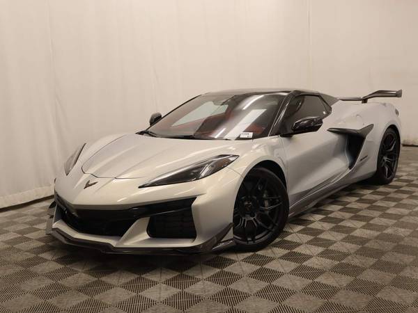 Chevrolet Corvette with VIN: 1G1YF3D3XR5607765