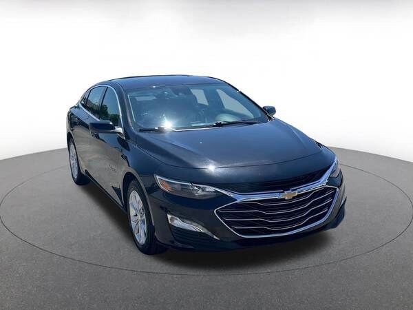 Chevrolet Malibu with VIN: 1G1ZD5STXRF201911