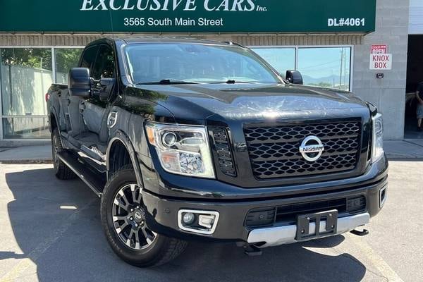 2018 Nissan Titan XD PRO-4X Diesel Crew Cab