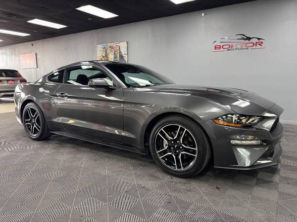 Ford Mustang with VIN: 1FA6P8TH5L5176738
