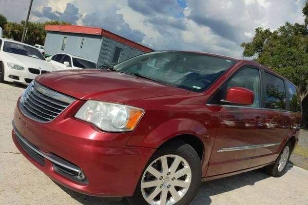 2015 Chrysler Town and Country Touring