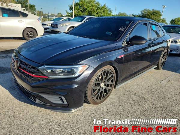 Volkswagen Jetta GLI with VIN: 3VW5T7BU6KM225039
