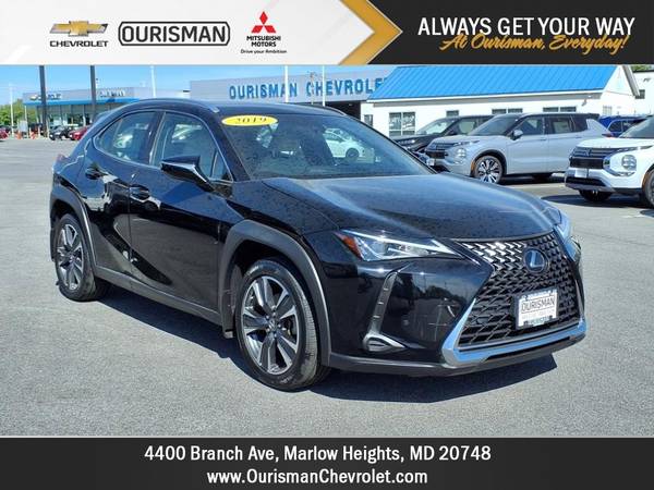 Lexus UX 200 with VIN: JTHY3JBH1K2003806