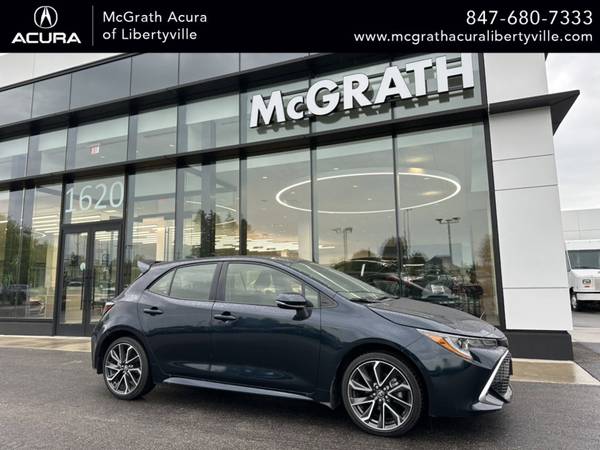 Toyota Corolla Hatchback with VIN: JTNA4MBE7N3176733
