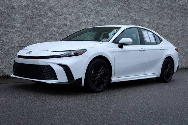 Toyota Camry with VIN: 4T1DAACK1SU064170