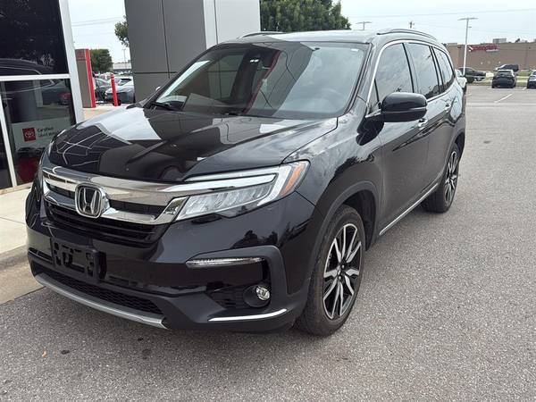 Honda Pilot with VIN: 5FNYF6H97LB063755